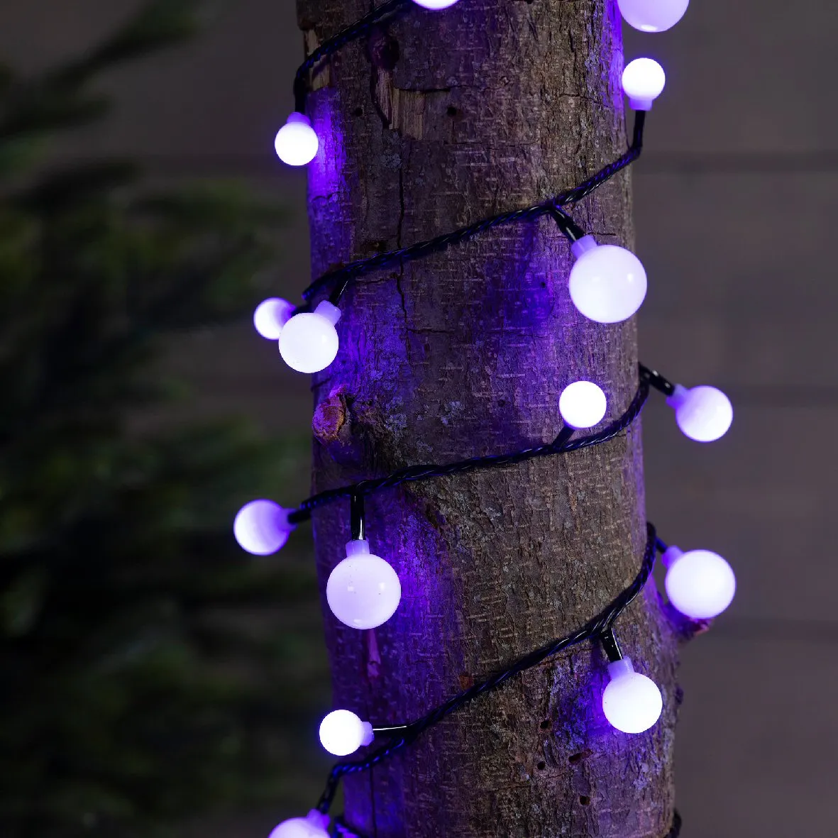 Lumineo 120 LED Colour Changing Cherry Bulb String Lights (9m)