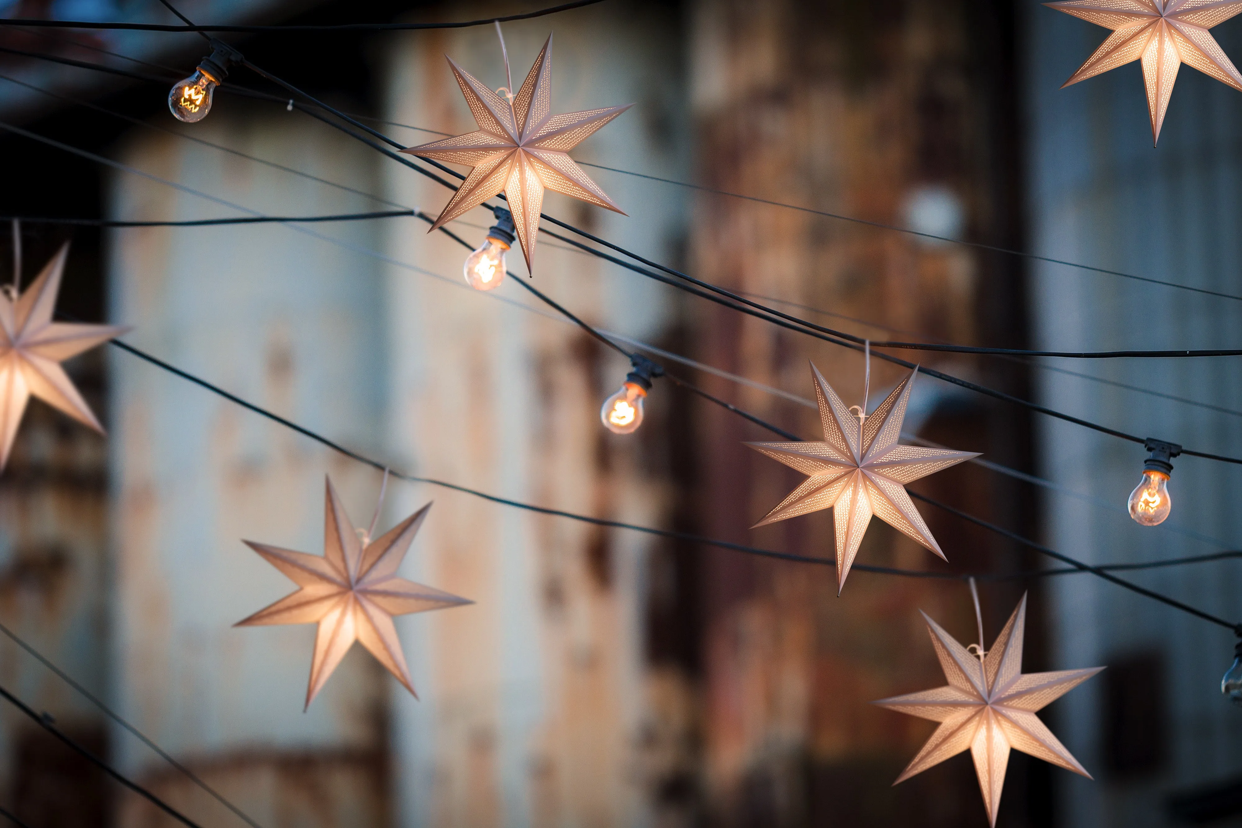 Paper Star Lantern Decoration (22 inch Cosmic White 7-Point Lighted Star)