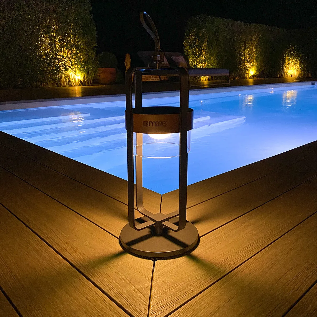 Satellite Outdoor Modern Charcoal Solar Light With Stand Large