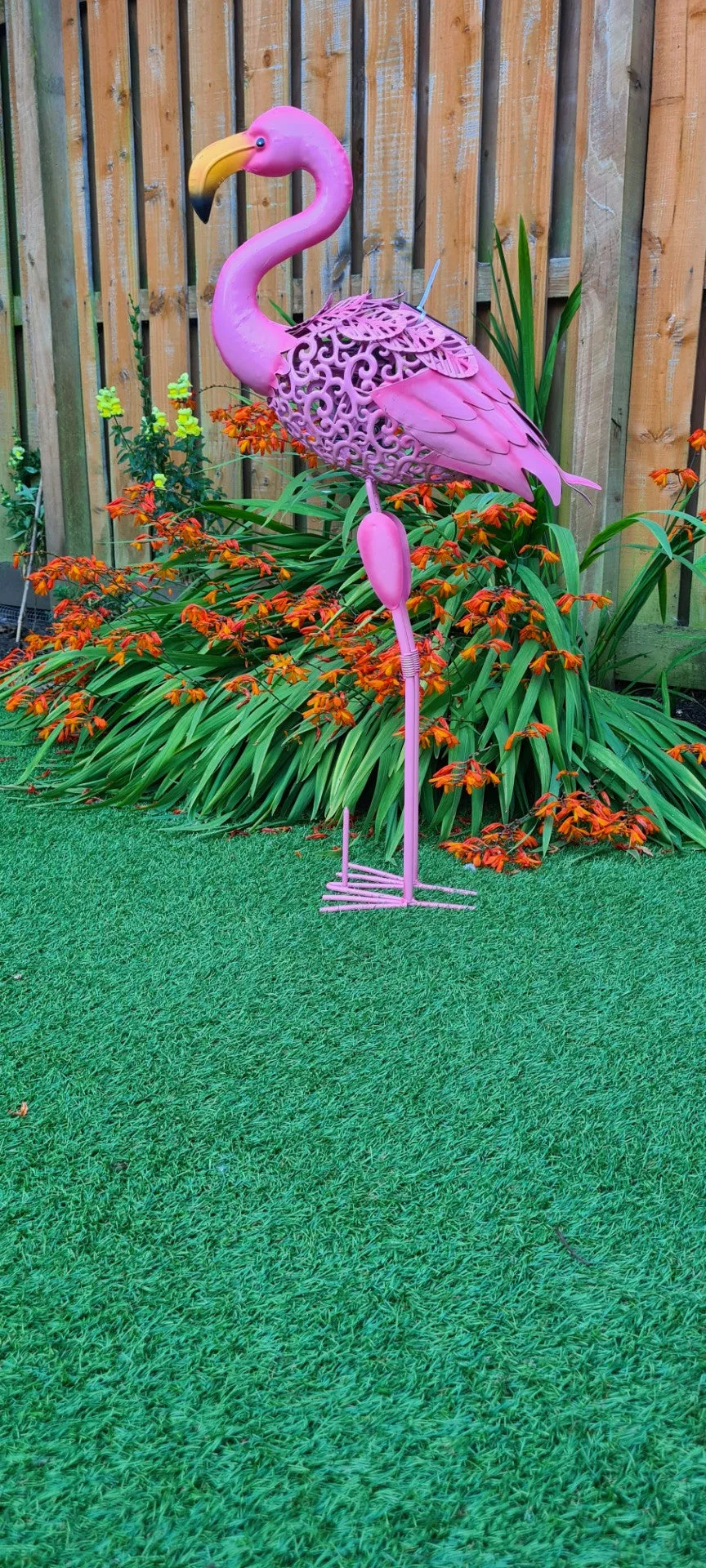 Silhouette Flamingo Solar Garden Light